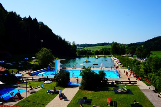 7-3-schwimmbad